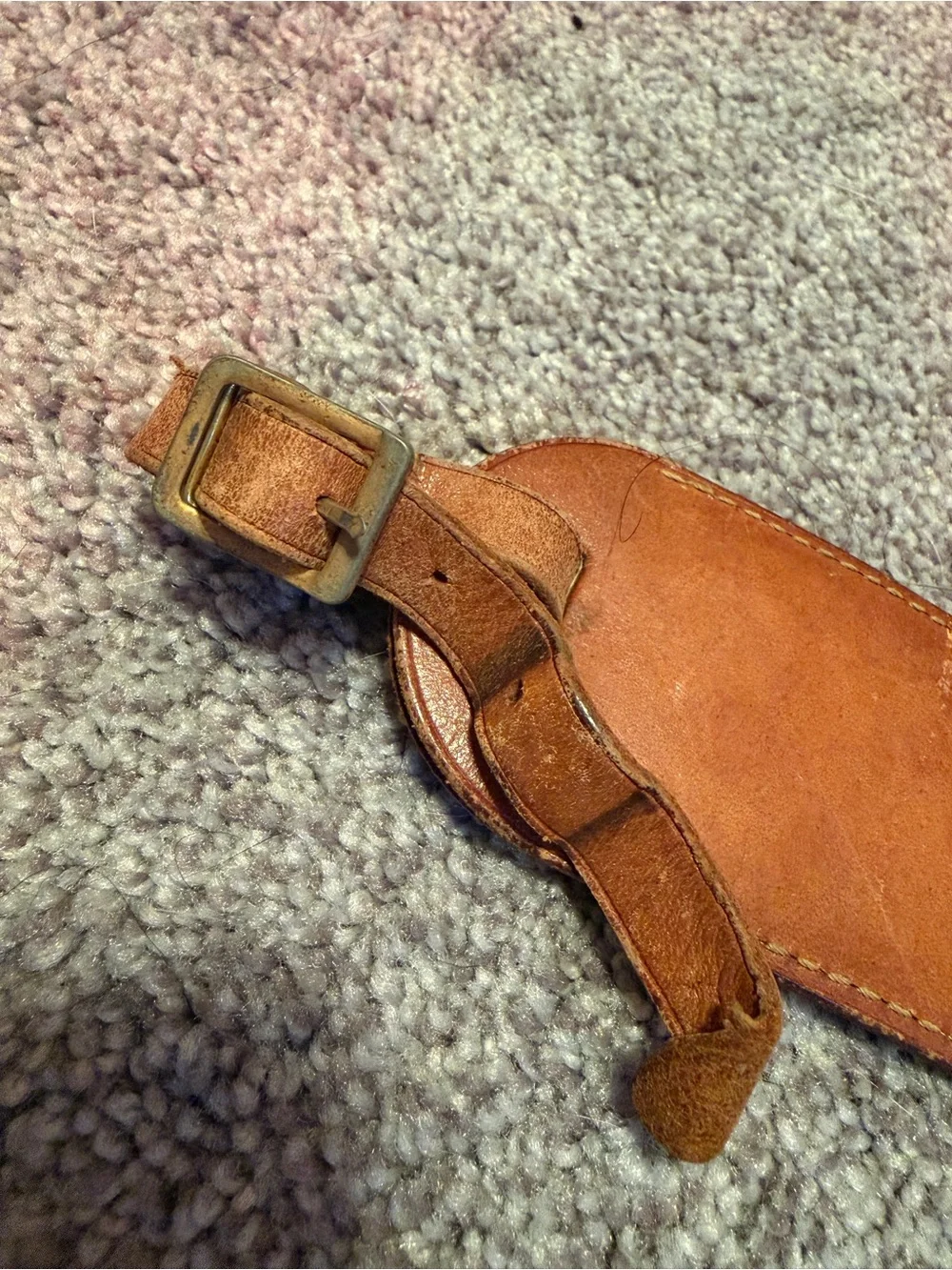 Louis Vuitton Leather Luggage Tag in Tan